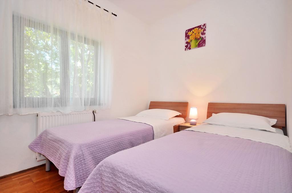 Apartments Vukasovic Mimice Szoba fotó